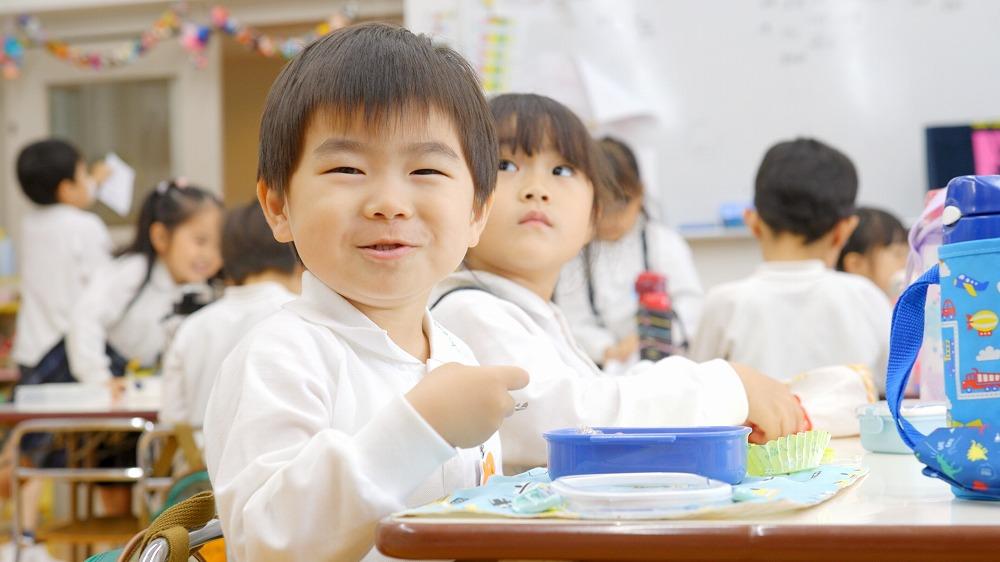 給食